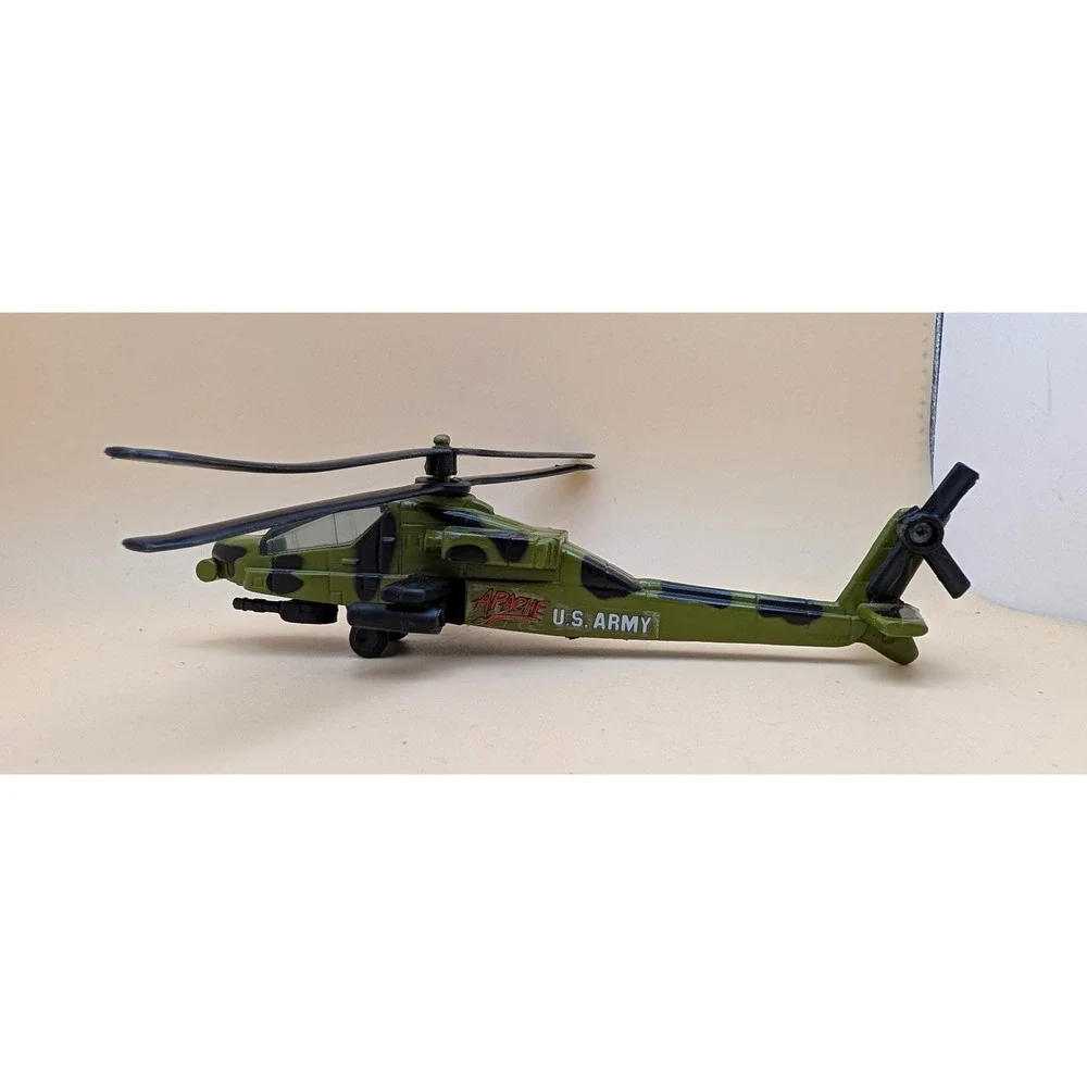 Tootsietoy AH-64A Apache US Army Helicopter Diecast Military Vehicle Green Camo